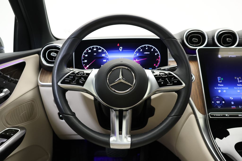 Thumbnail: 2024 Mercedes-Benz GLC - 20
