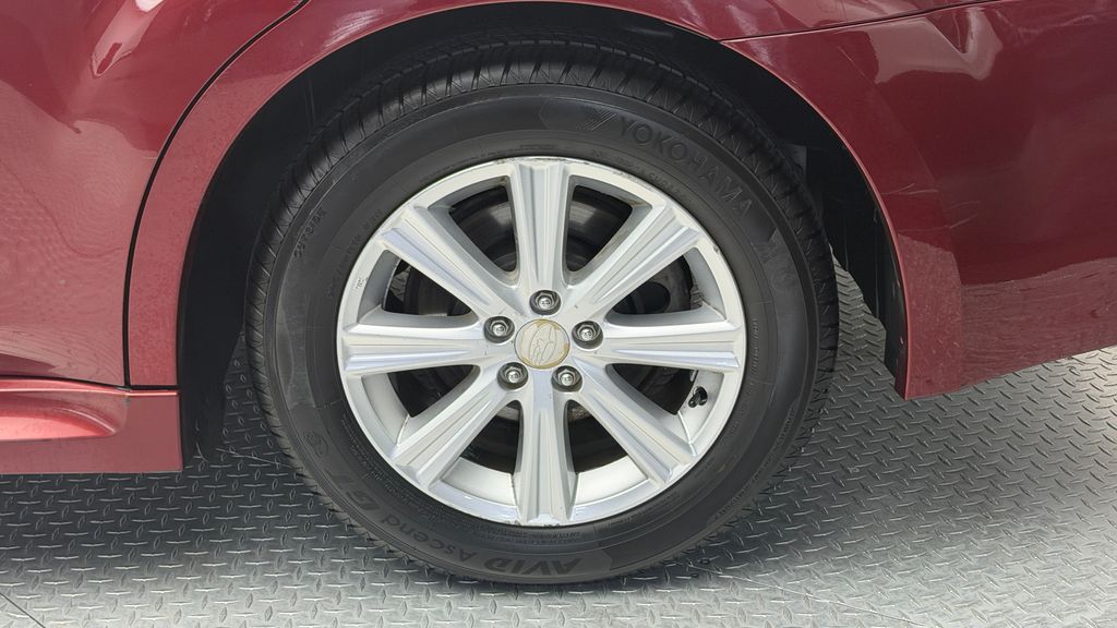 Thumbnail: 2012 Subaru Legacy - 4