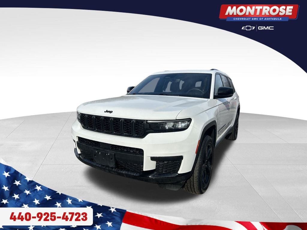 Bright White Clearcoat 2023 Jeep Grand Cherokee L Altitude 4WD SUV / Crossover Four-Wheel Drive 8-Speed Automatic