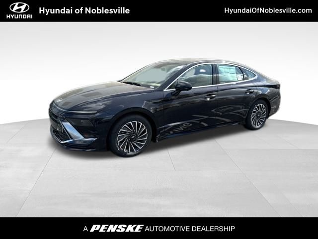 2025 Hyundai Sonata Limited -
                Noblesville, IN