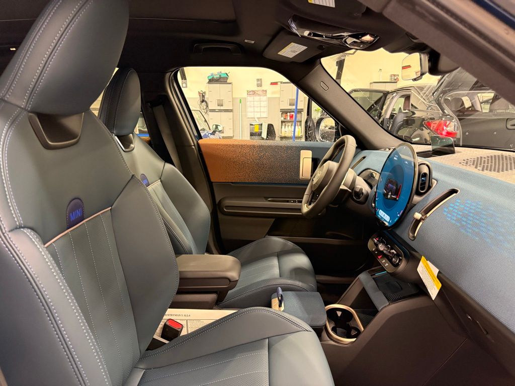 Thumbnail: 2025 MINI Cooper Countryman - 29