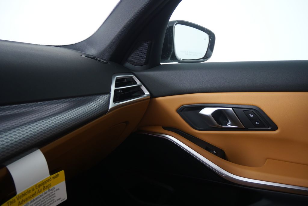 Thumbnail: 2026 BMW 3 Series - 25