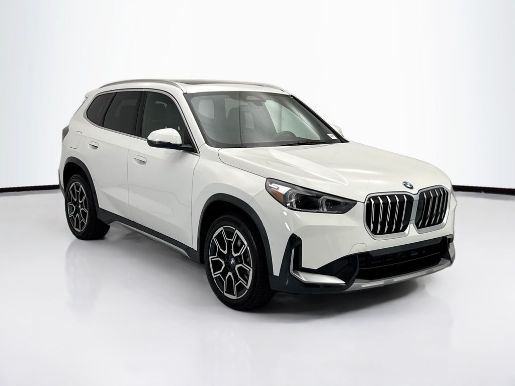 Thumbnail: 2025 BMW X1 - 3