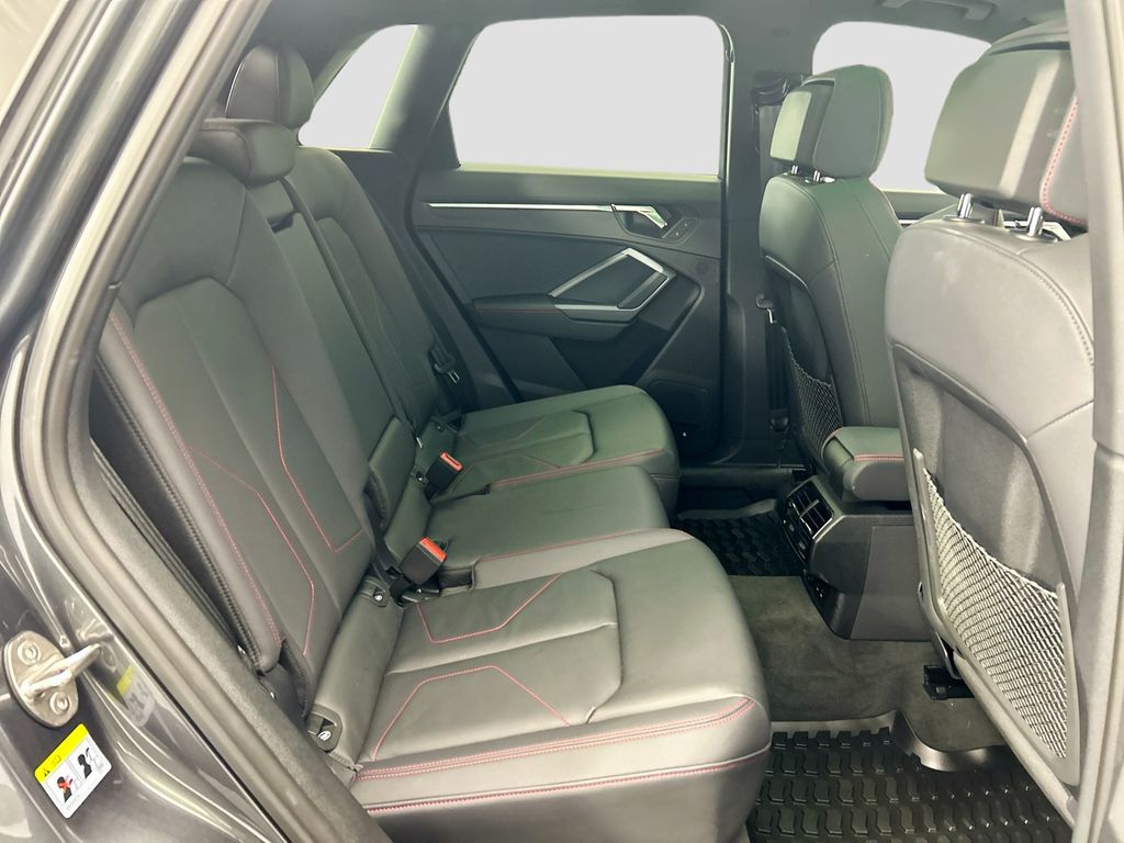 Thumbnail: 2025 Audi Q3 - 20