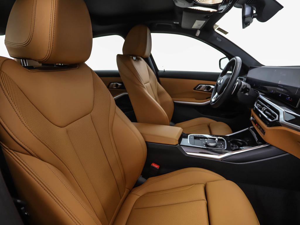 Thumbnail: 2023 BMW 3 Series - 31