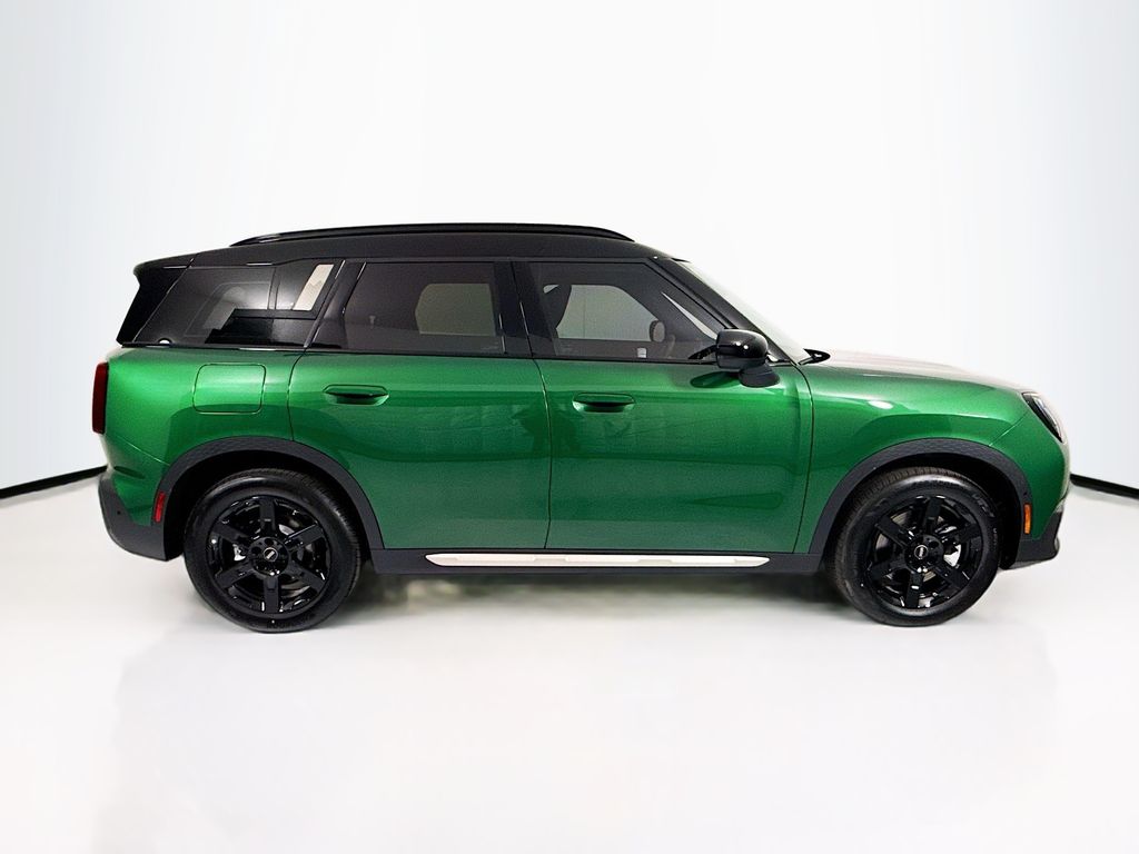 Thumbnail: 2027 MINI Cooper Countryman - 4