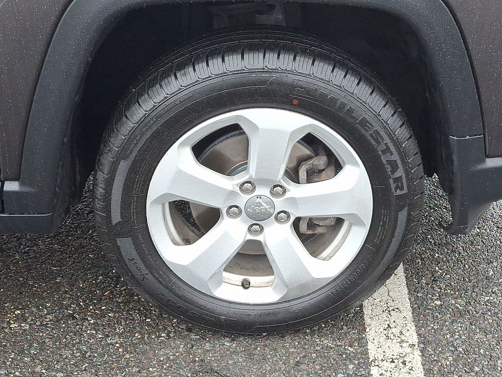 Thumbnail: 2018 Jeep Compass - 8