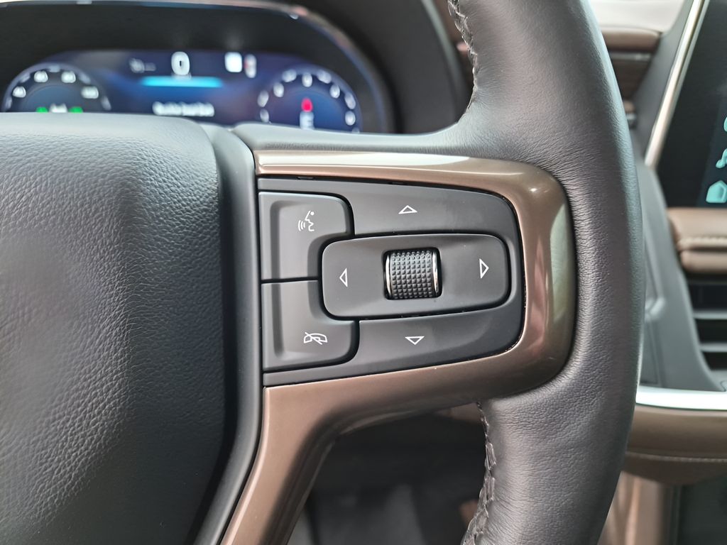 Used 2023 White Chevrolet High Country image 36