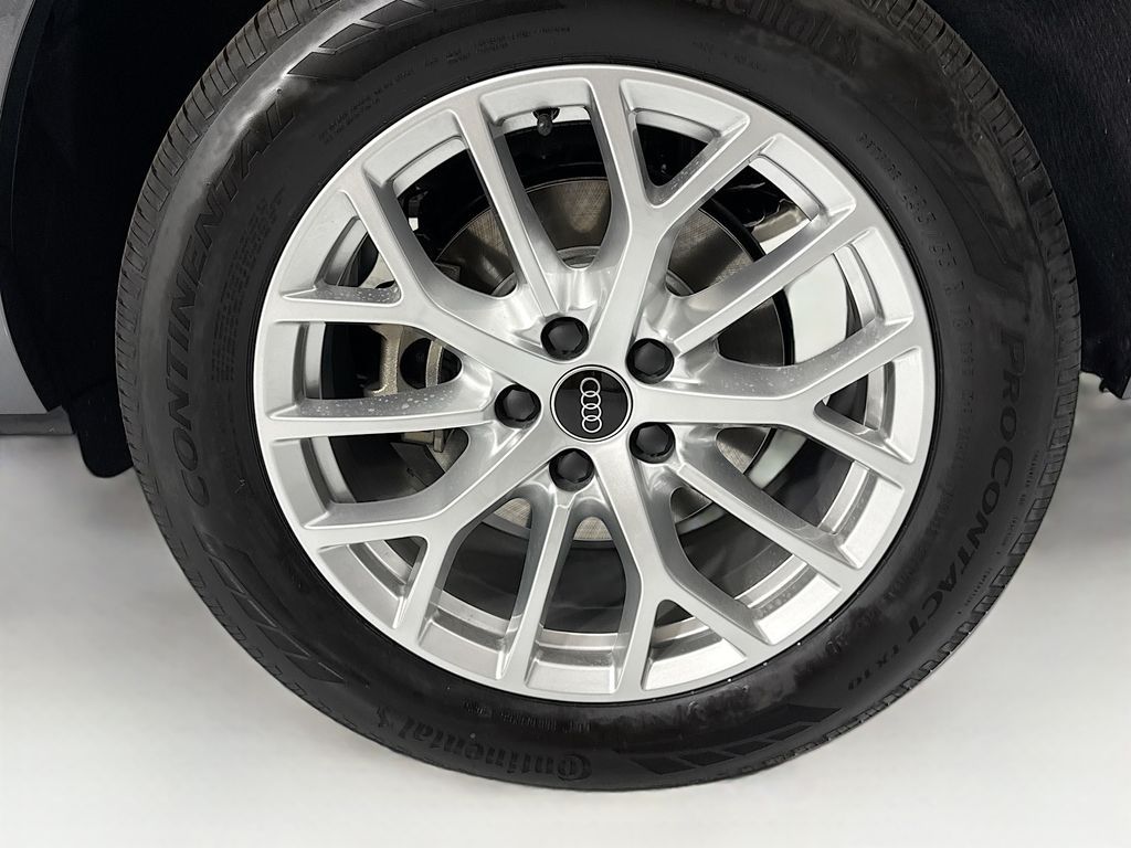 Thumbnail: 2026 Audi Q3 - 31
