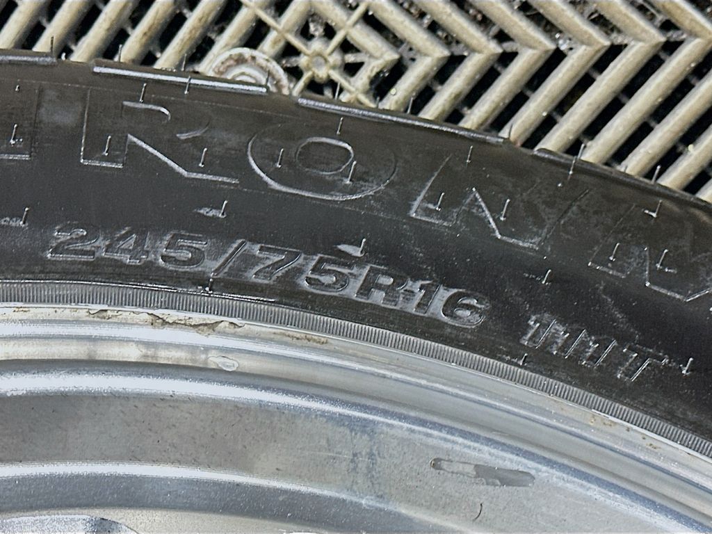 Used 2022 White Chevrolet Work Van image 32