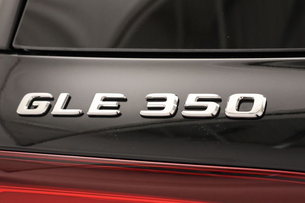 Thumbnail: 2026 Mercedes-Benz GLE - 9
