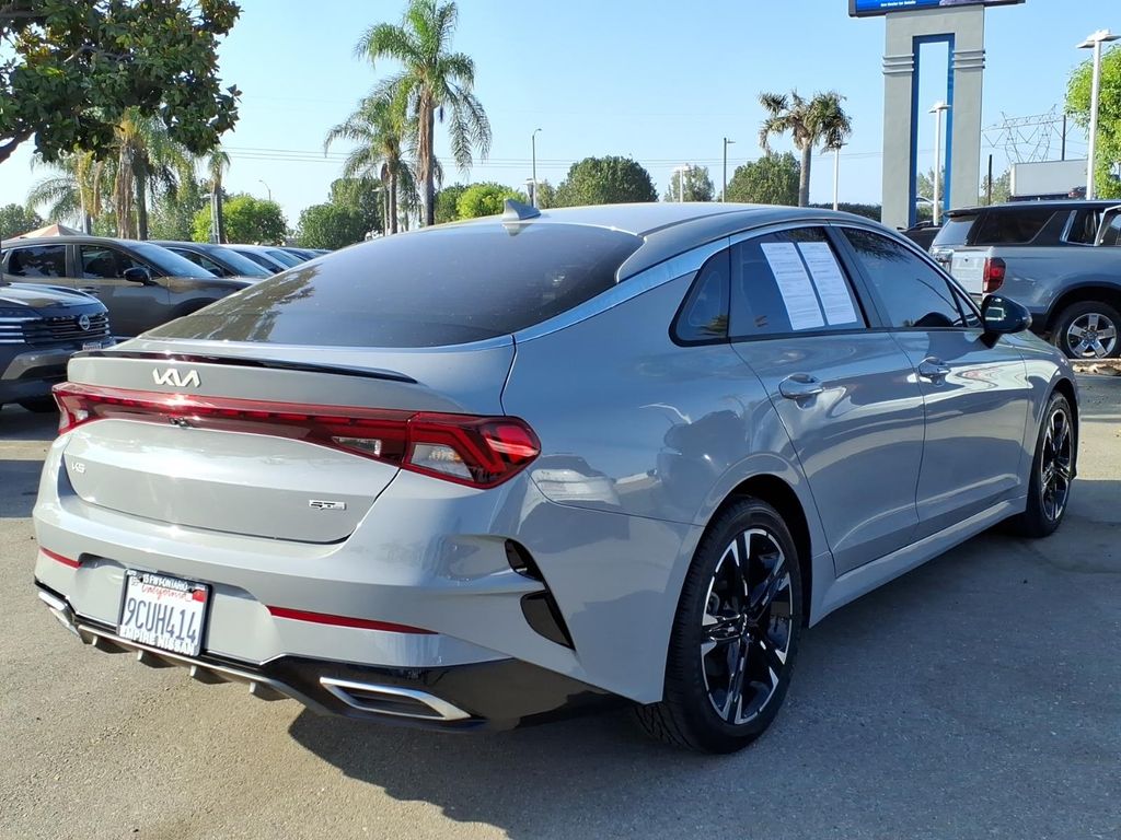 Used 2023 Gray Kia GT-Line image 3