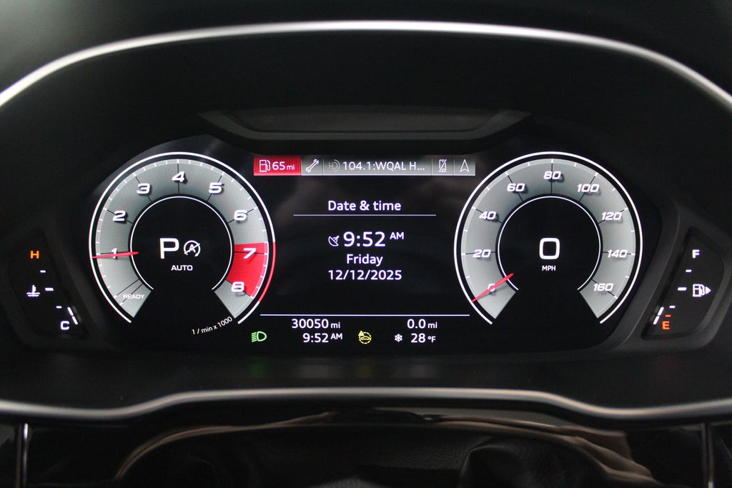 Thumbnail: 2023 Audi Q3 - 28