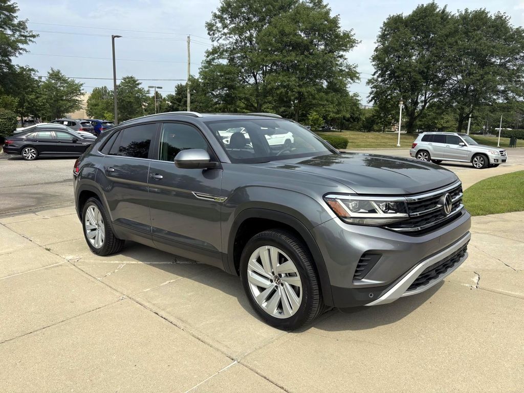 /2022 Volkswagen Atlas-Cross Sport
