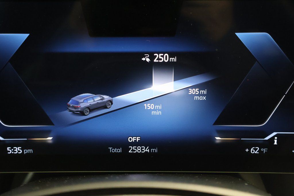 Thumbnail: 2024 BMW iX - 16