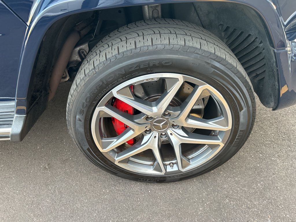 Thumbnail: 2020 Mercedes-Benz G-Class - 4