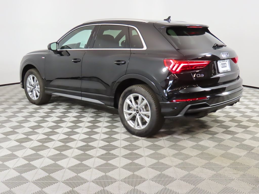 2024 Audi Q3  3