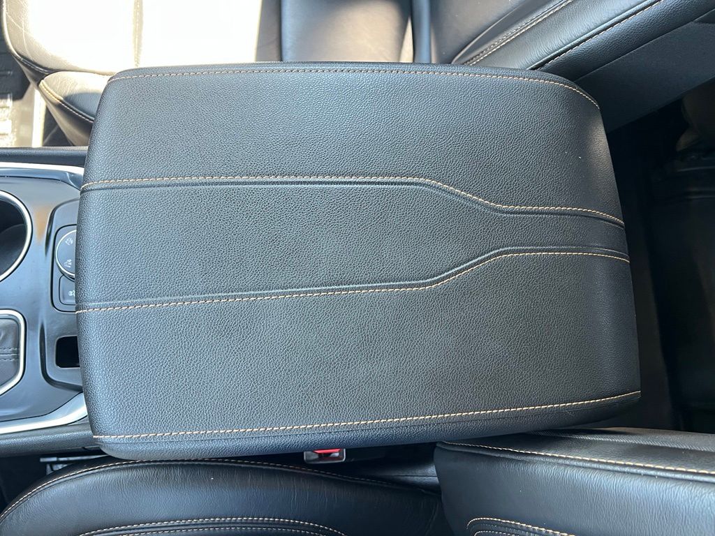 Used 2020 Chevrolet Traverse SUV