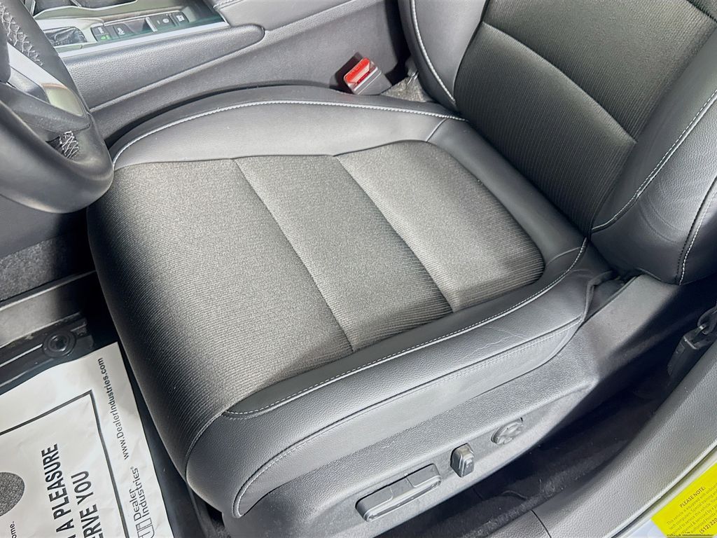 Used Car 2022 Honda Accord  Sport For Sale Under $30,000 In Austin, Texas