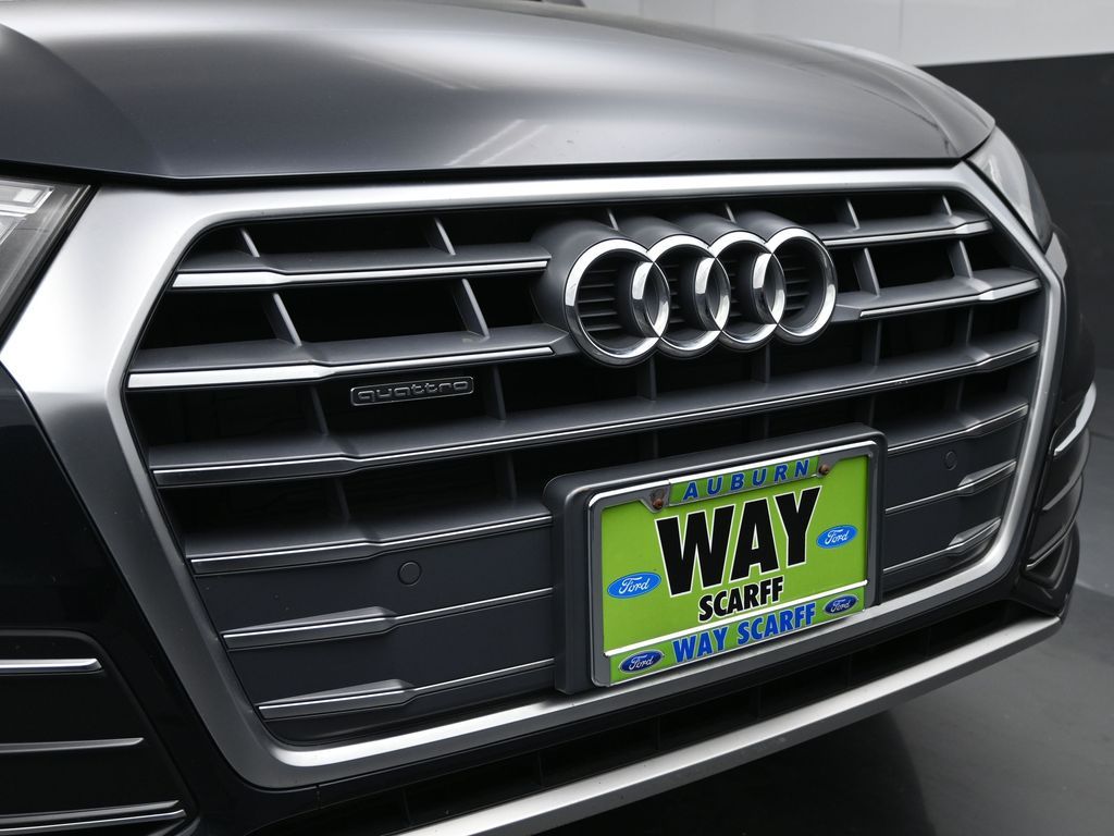 2018 Audi Q5 2.0T quattro Premium Plus