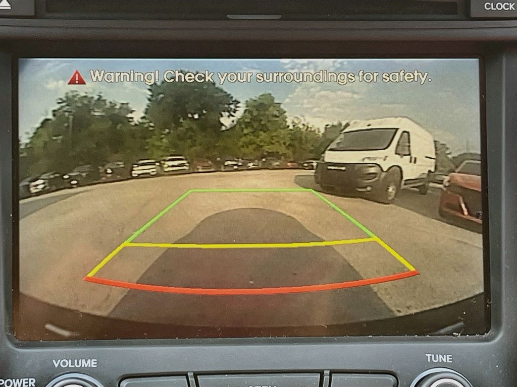 Used 2014 Black Hyundai RE:FLEX image 13