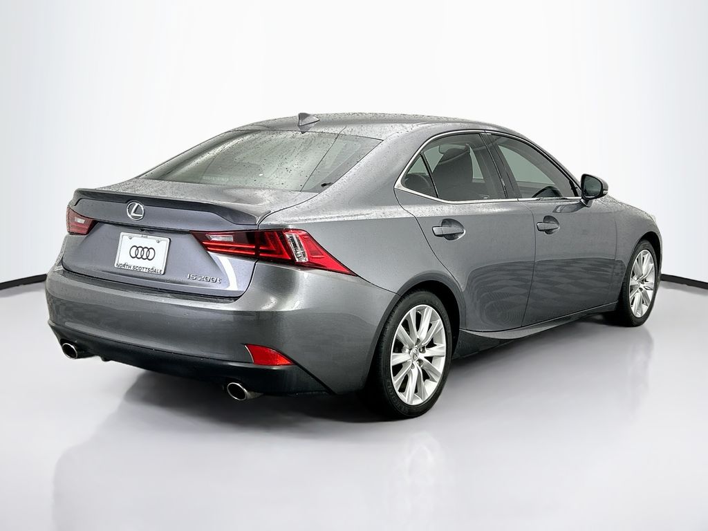 Thumbnail: 2016 Lexus IS - 5