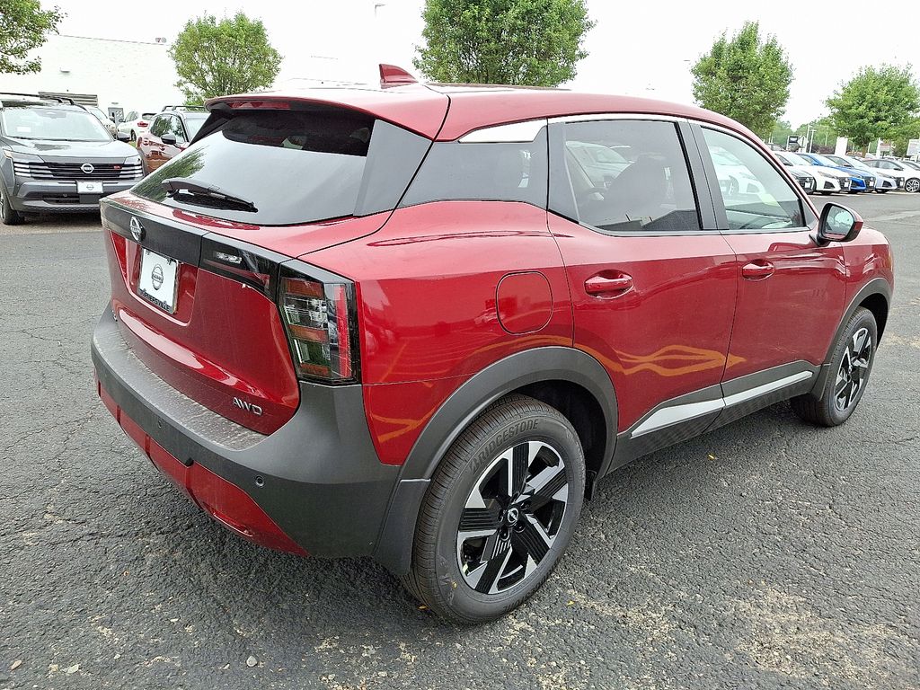 Thumbnail: 2025 Nissan Kicks - 4