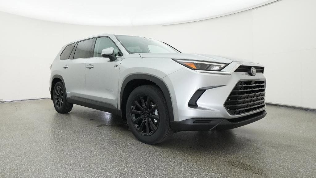 Thumbnail: 2025 Toyota Grand Highlander - 18
