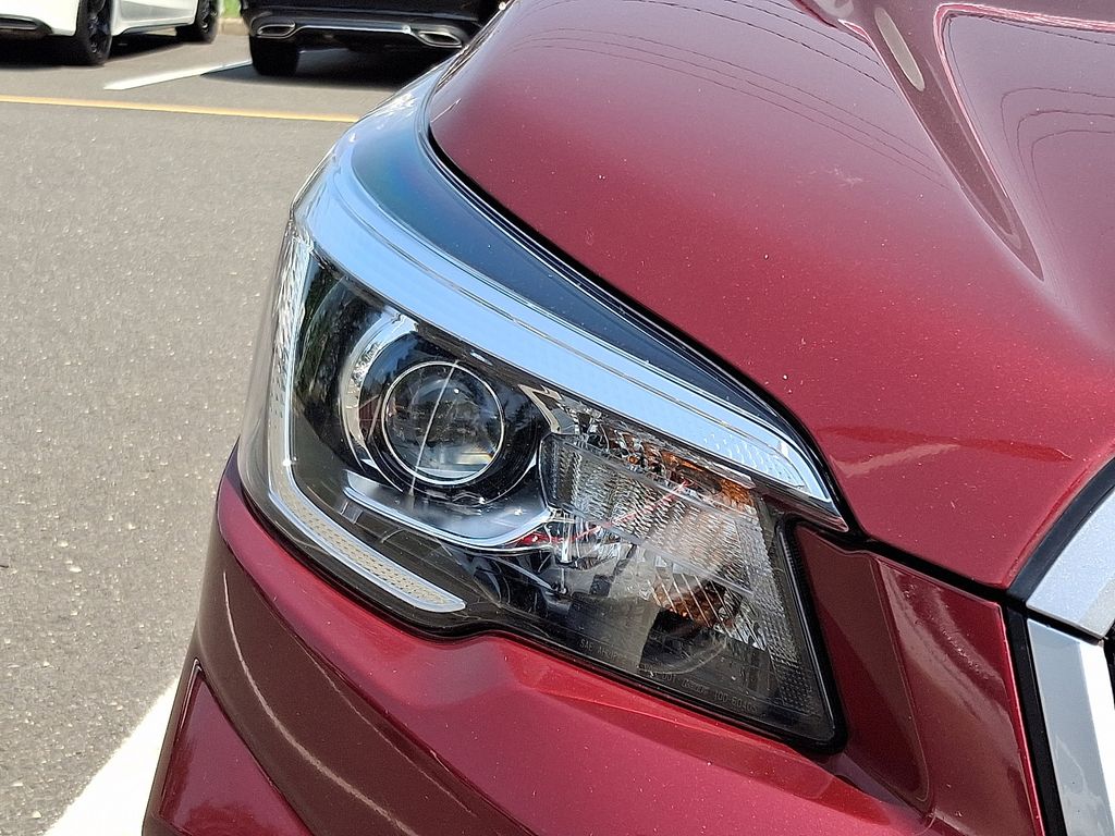 Thumbnail: 2020 Subaru Forester - 9