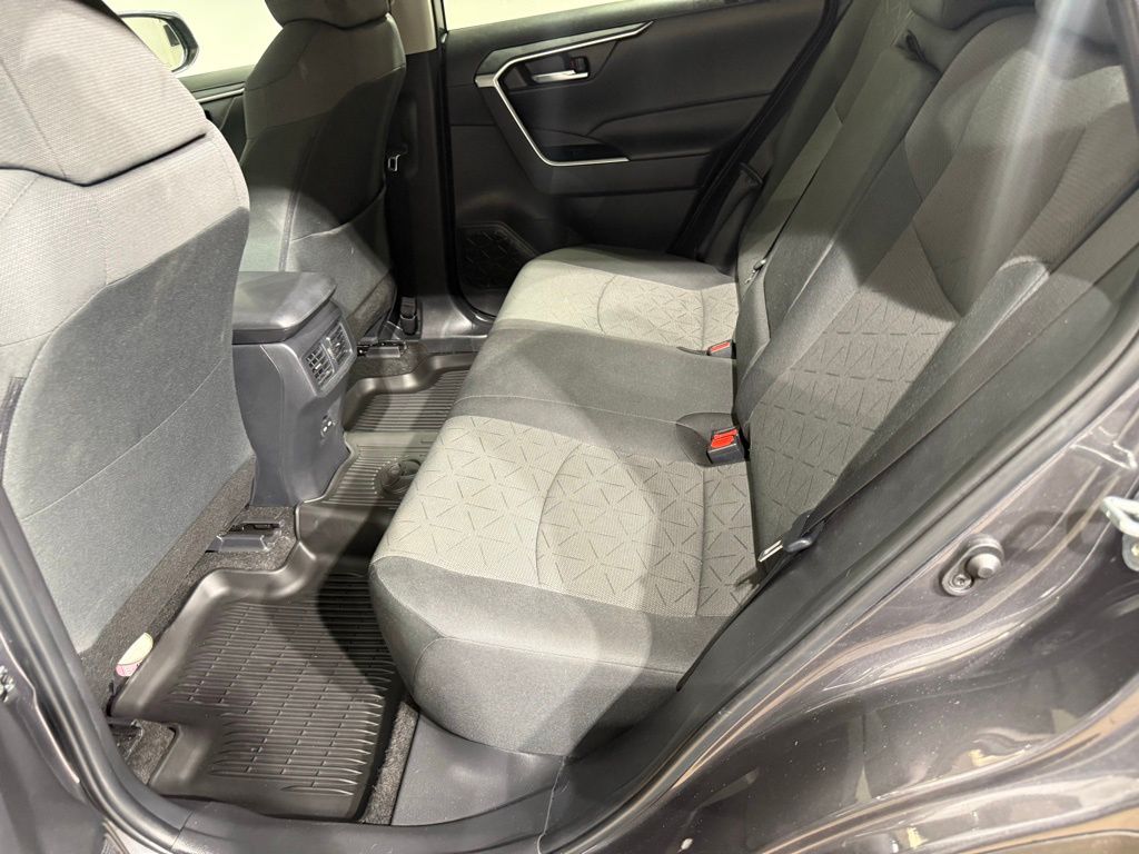 Thumbnail: 2024 Toyota RAV4 - 20