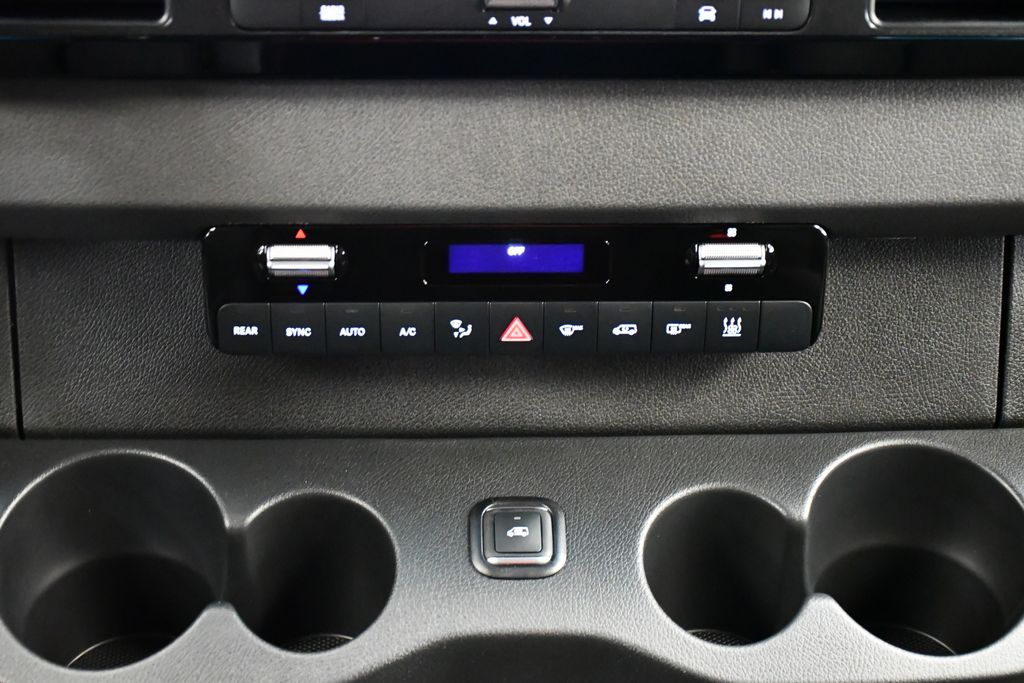 Thumbnail: 2026 Mercedes-Benz Sprinter - 21