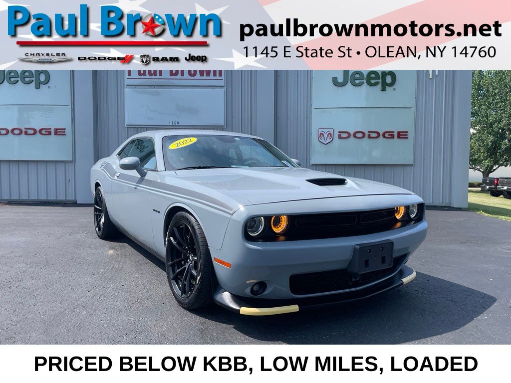 Smoke Show 2022 Dodge Challenger Coupe Rear-Wheel Drive 8-Speed Automatic