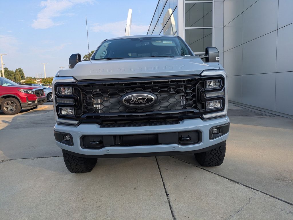 2026 Ford F-350 Super Duty LARIAT