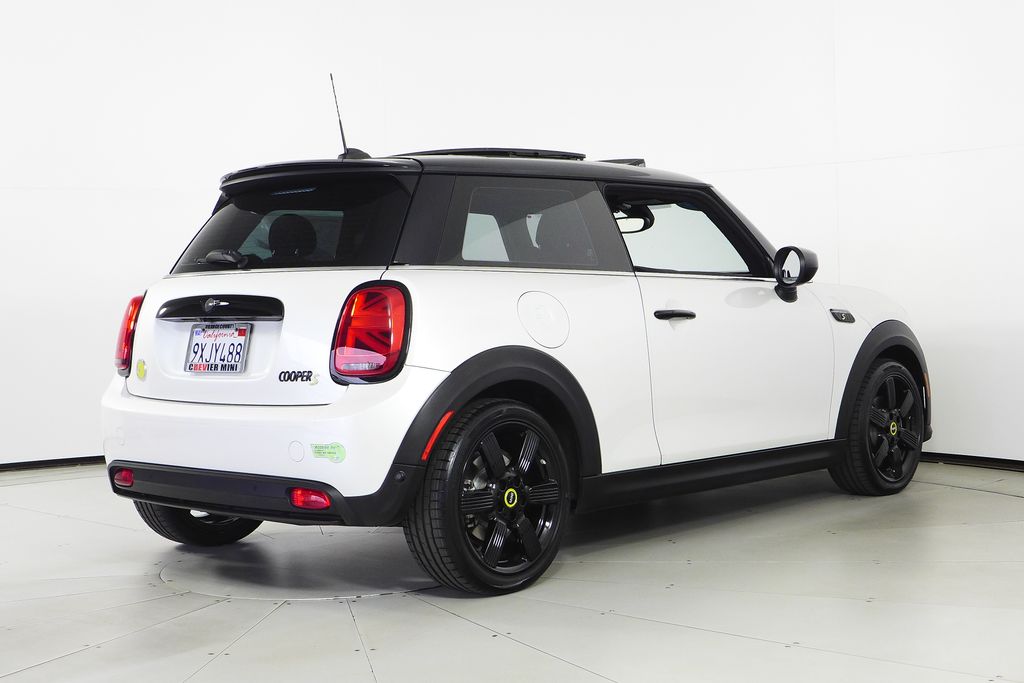 Thumbnail: 2024 MINI Cooper - 7