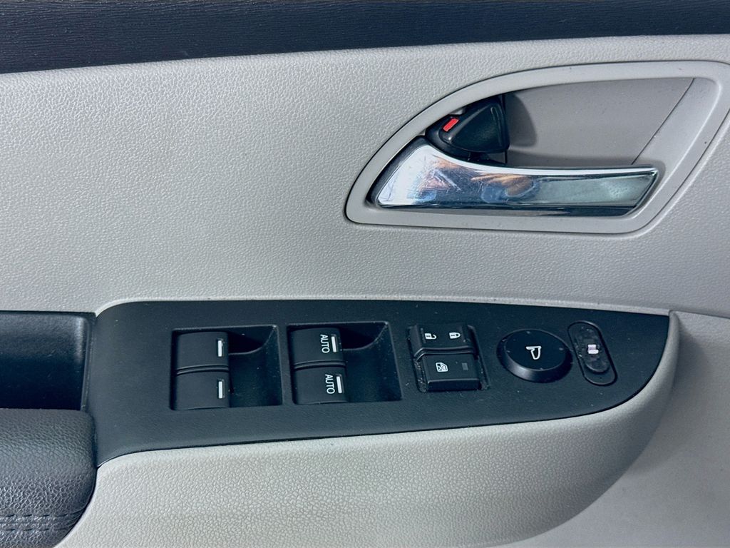 Used Car 2016 Honda Odyssey  Ex-l For Sale Under $15,000 In Austin, Texas