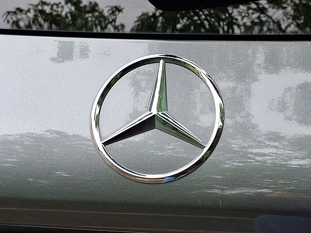 2021 Mercedes-Benz GLC 300 30