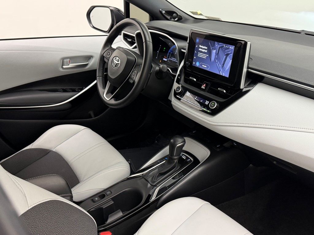 Thumbnail: 2023 Toyota Corolla - 16