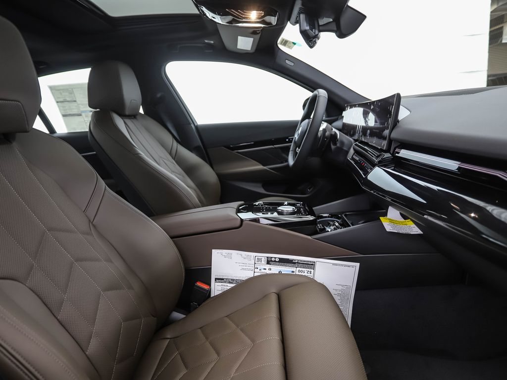2026 BMW 5 Series 530i xDrive 30