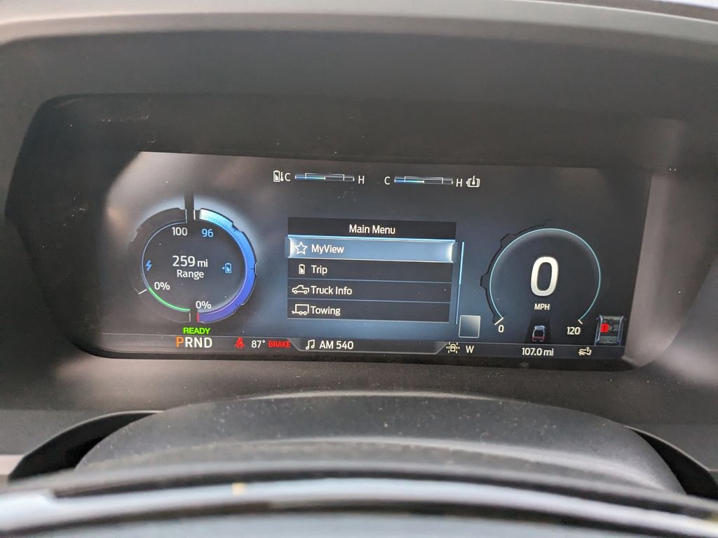2025 Ford F-150 Lightning Platinum