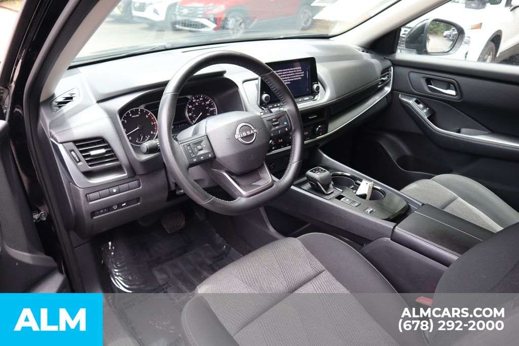 Used 2025 Black Nissan SV image 10