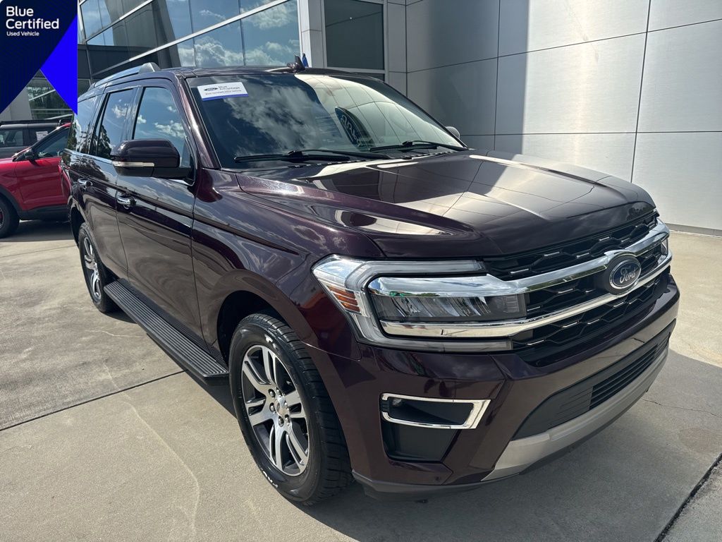 Jewel Red Metallic Tinted Clearcoat 2024 Ford Expedition SUV / Crossover 4X2 Automatic