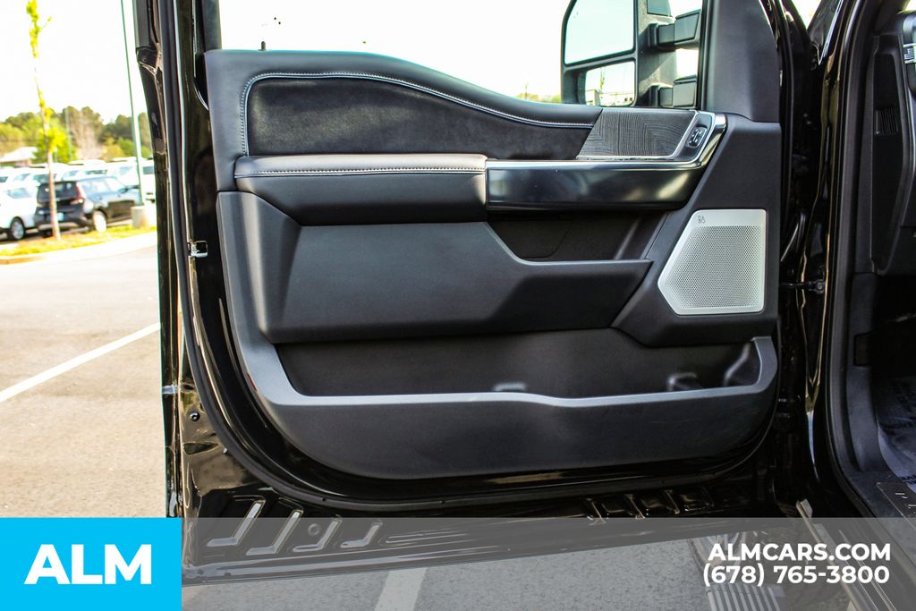 Used 2025 Black Ford Platinum image 37