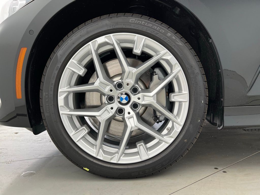 Thumbnail: 2026 BMW 3 Series - 23