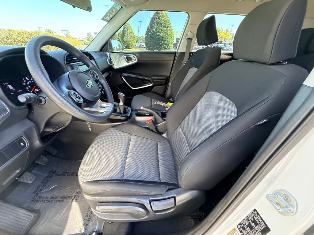 Thumbnail: 2020 Kia Soul - 5