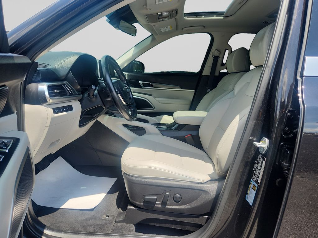 2022 Kia Telluride S - 9