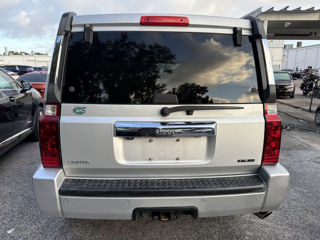used 2007 Jeep Commander car, priced at $6,991