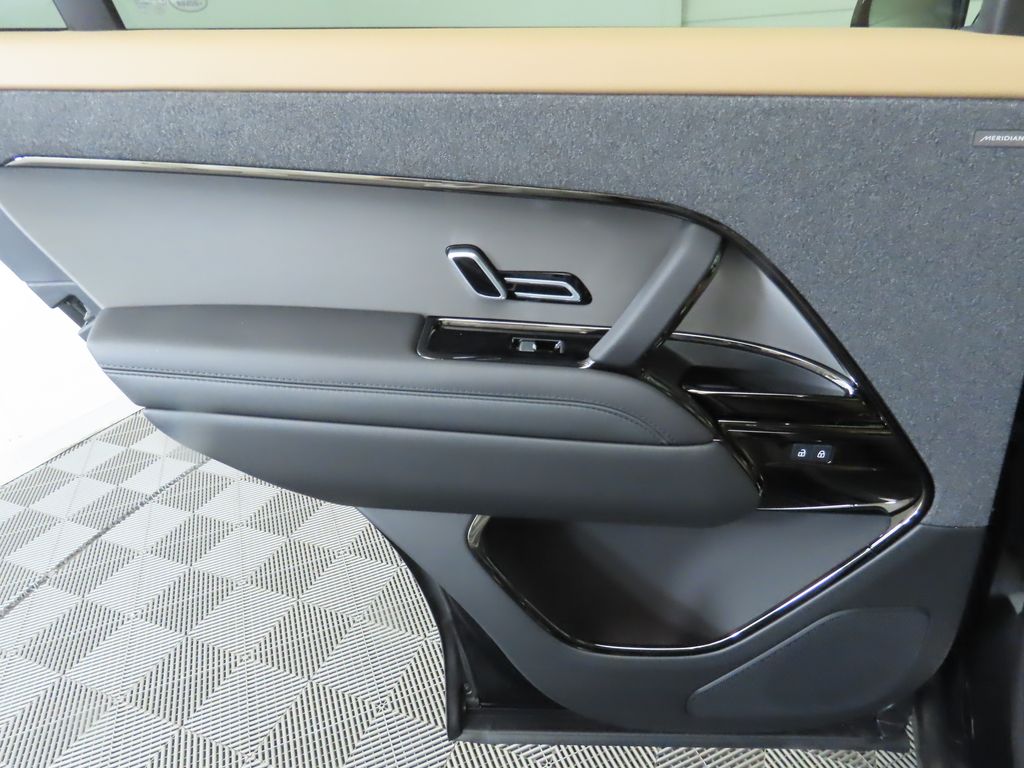 2025 Land Rover Range Rover Sport SE Dynamic 28