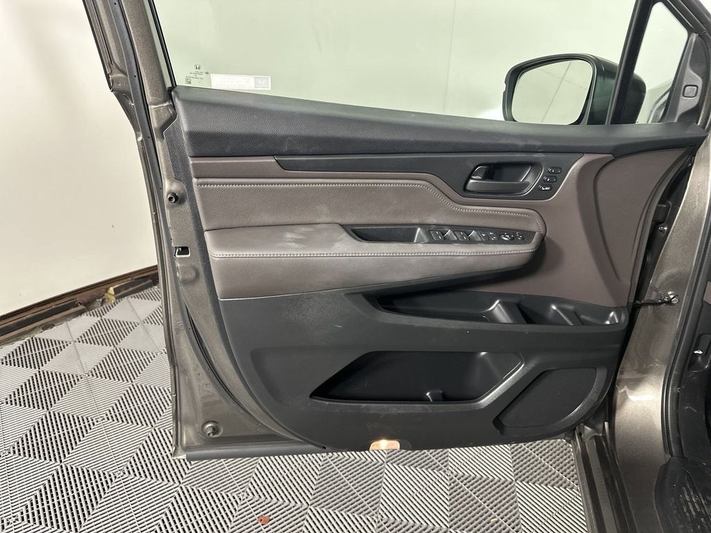 2019 Honda Odyssey Touring 8