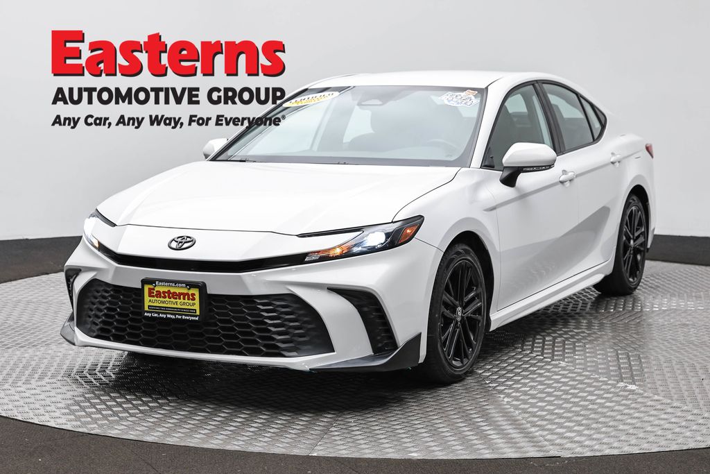 Ice 2025 Toyota Camry SE FWD Sedan Front-Wheel Drive Continuously Variable Transmission