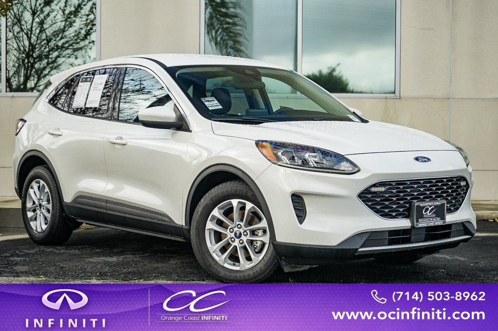 2020 Ford Escape SE FWD